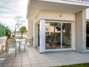 Ferienhaus mit Grill, Pool und Garten - Image 5