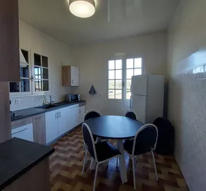 Family-friendly lovely house with garden, barbeque & terrace | Mountain view | Perfect for remote work | Pets are welcome - Image 5