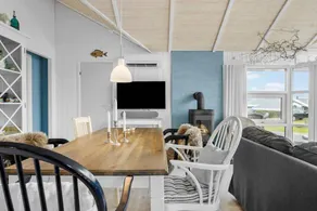 House with terrace, sauna & BBQ | Sea view - Image 4
