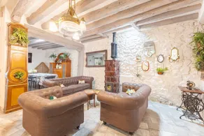 Family-friendly spacious house with BBQ, garden & hot tub | Garden view | Perfect for remote work | Pets allowed - Image 4