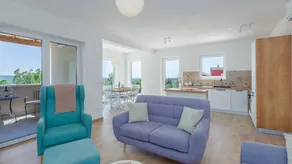 Voll ausgestattete Villa mit Garten, privatem Pool und Grill | Haustiere sind willkommen - Image 4
