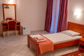 Child-friendly beautiful house with garden | Mountain view | Suitable for remote work - Image 5