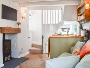 Cottage | River view - Image 3