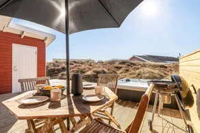 House with jacuzzi - Image 2