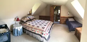 Charming Log Cabin Rental with Outdoor Grill near Gifford Pinchot National Forest - Image 4