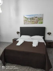 Children-friendly bed and breakfast with private pool | City view - Image 5