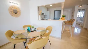 Voll ausgestattetes schönes Apartment mit Terrasse, Garten und Pool - Image 5