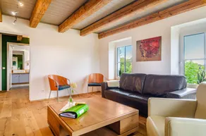 Holiday apartment with garden, terrace & barbecue | Mountain view - Image 3