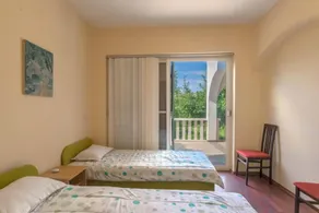 Nice apartment with garden, barbecue & terrace | Sea view | Beach nearby | Pet-friendly - Image 5