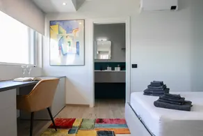 Flat with garden | City view - Image 5