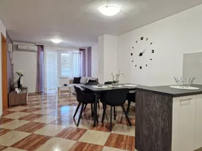 Charming apartment with terrace | Close to the beach - Image 5
