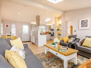 Nice lodge with pool & garden | Water view | Pets are welcome - Image 4