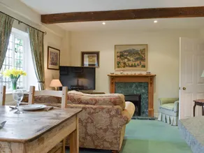 Children-friendly lovely cottage with garden & barbecue | Pet-friendly - Image 2