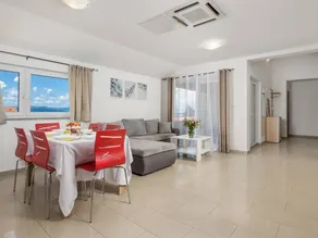 Holiday apartment with barbeque | Sea view - Image 4