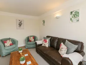 Agréable cottage adapté aux familles avec jardin | Avec animaux acceptés - Image 5