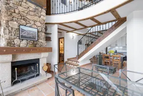 Spacieuse maison de vacances entièrement équipée avec terrasse, jardin et barbecue | Vue ville | Avec animaux acceptés - Image 3