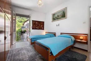Apartment with garden & terrace | Mountain view - Image 3