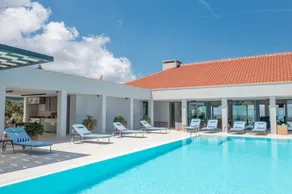Fully equipped villa with fast internet, garden & hot tub | Sea view | Pet-friendly - Image 4