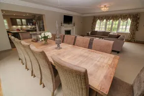 Cottage with hot tub & garden - Image 5