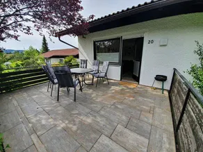 Casa con terrazza, piscina riscaldata e giardino - Image 2