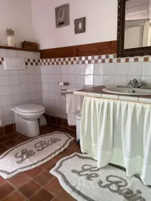 4 Charming rooms on the venetian country side… A quiet and peaceful home just 10 minutes from the beach ️and not very far from many beautiful It - Image 5