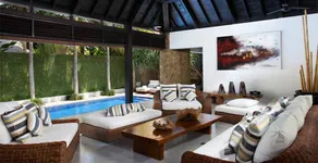 Child-friendly villa with barbeque, private pool & garden | Beach nearby - Image 4