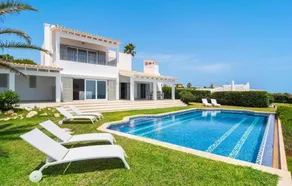 Exclusive Modern Villa with Pool, Beach Access & Panoramic Sea Views in Mallorca - Image 5