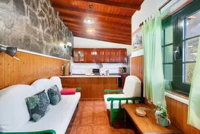 Wonderful house with barbeque, garden & terrace | Mountain view | Close to the beach - Image 3