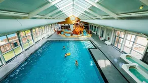 House with pool & garden - Image 2