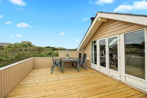 House with terrace & barbeque - Image 3