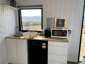 Stunning Tiny House with Fantastic Views in Osbornes Flat, Victoria - Image 3