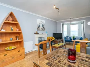 Agréable appartement entièrement équipé | Vue mer - Image 4