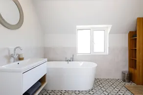Fantástica casa apta para familias con jardín, internet de alta velocidad y barbacoa | Vistas al mar | Se admiten mascotas - Image 3
