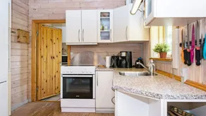 Holiday home with BBQ & terrace | Pets are welcome - Image 4