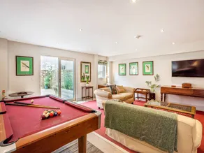 Child-friendly cottage with barbeque & garden | River view | Dogs allowed - Image 2