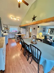 Holiday home with BBQ - Image 5