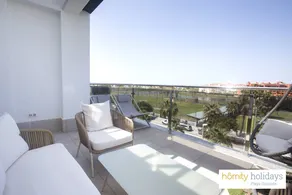 Apartment with terrace & pool - Image 2