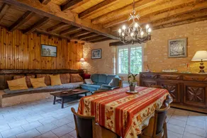 Holiday Home 'Logement Les Termes' with Private Pool, Private Terrace and Wi-Fi - Image 3