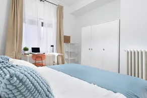 Charming dedicated room - Image 3