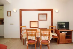 Nice holiday apartment with terrace | Sea view | Beach nearby - Image 5
