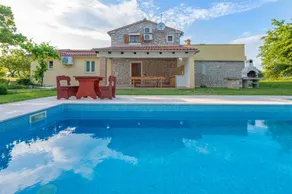Familienfreundliche Unterkunft mit Garten, Terrasse und Pool | Poolblick | Haustiere erlaubt - Image 2