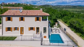 Fully equipped villa with private pool, garden & barbecue | Dogs allowed - Image 2