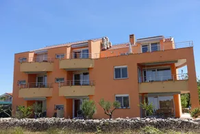 Apartamento con barbacoa, terraza y piscina | Al lado de la playa | Admite mascotas - Image 5