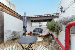 Charmant appartement de vacances entièrement équipé avec barbecue et terrasse | Proche Palais des papes d'Avignon | Vue ville | Avec animaux autorisés - Image 3