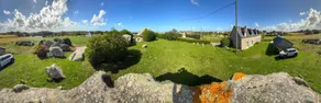 Holiday home with garden & barbeque | Garden view - Image 2