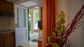 Holiday apartment with BBQ & terrace - Image 2