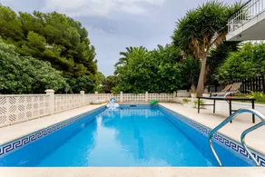 Villa 'Oasis Salou Pool Beach and Bbq' with Sea View, Wi-Fi and Air Conditioning - Image 5