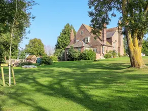 Child-friendly cottage with garden | Pets are welcome - Image 2