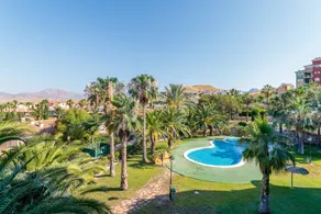 Ferienwohnung mit Pool, Terrasse und Garten | Bergblick - Image 2