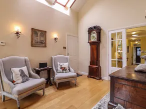 Cottage with garden - Image 3